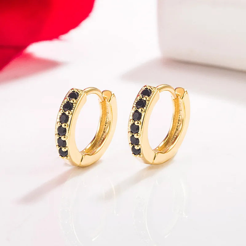 Brincos com joias de diamante e ouro 14K