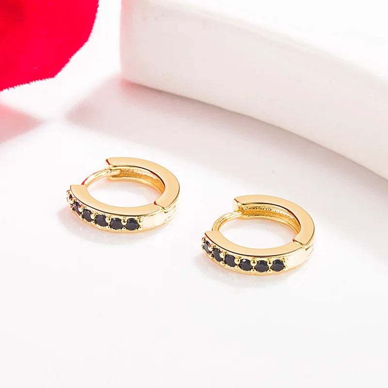 Brincos com joias de diamante e ouro 14K